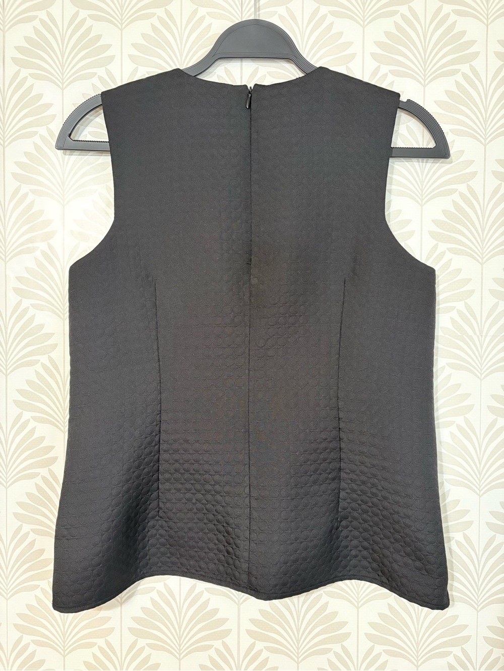 Armani Exchange Black Textured Sleeveless Crew Tank - Picture 2 of 4